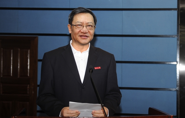 教育部党组任命陈志坚同志为长安大学党委书记