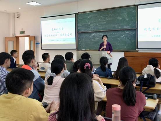 心理中心面向新生心理委员举办心理危机的识别与应对专题培训