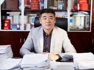 12名同济人荣获全国劳动模范和先进工作者荣誉称号