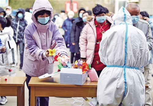 保温度 提速度 增精度——探访石家庄市第二轮全员核酸检测现场