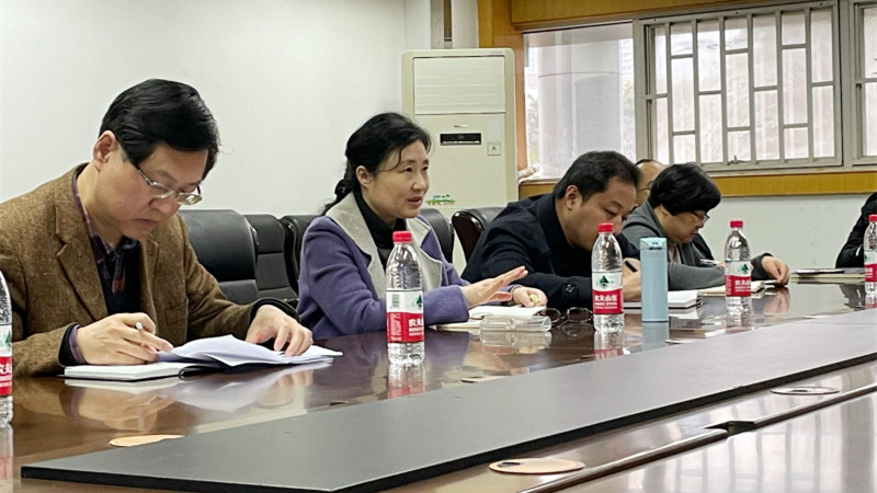 校党委副书记王旭一行到公共管理学院调研座谈
