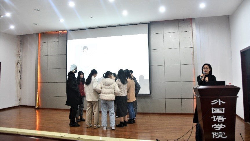 外国语学院举办“38女神节——关爱女生心里科普”讲座
