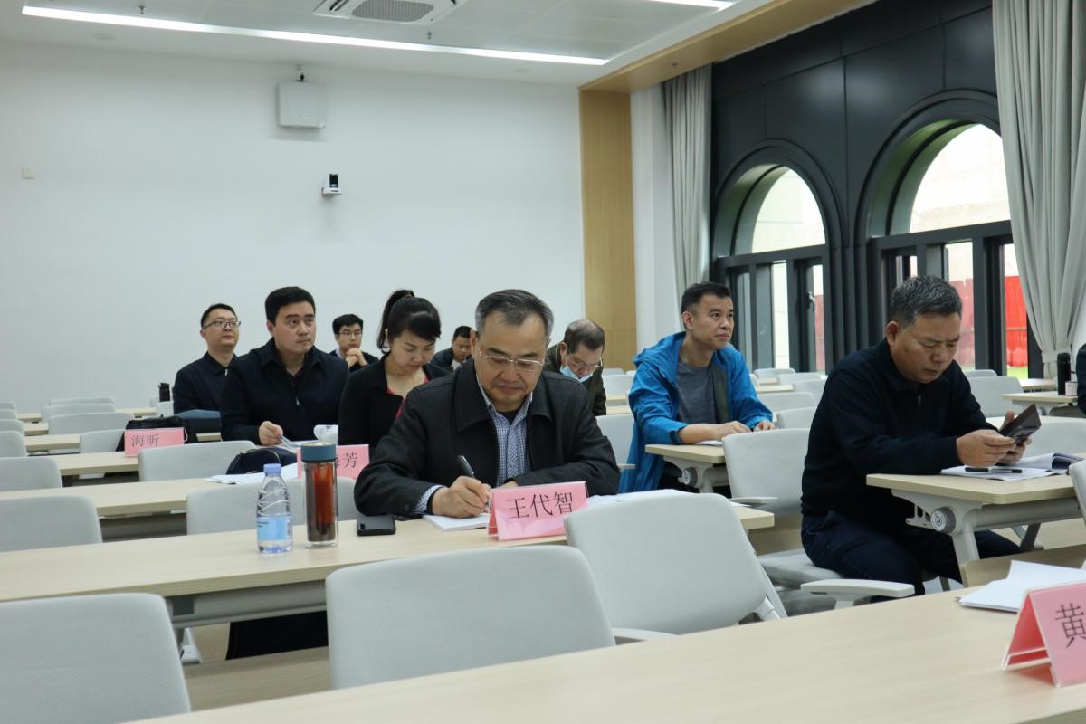 电子与通信工程学院举办首届青年教师教学竞赛