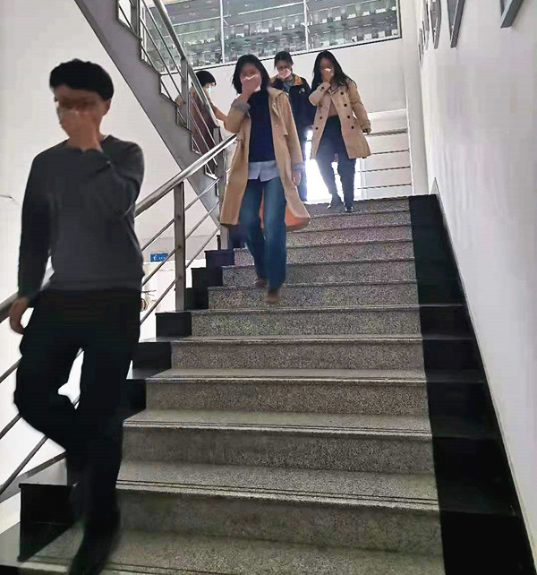 药学院组织开展应急逃生演习和灭火演练