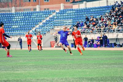 我校举办“献礼建党百年”东北财经大学第五届大学生体育文化节开幕式暨“东财杯”师生足球友谊赛