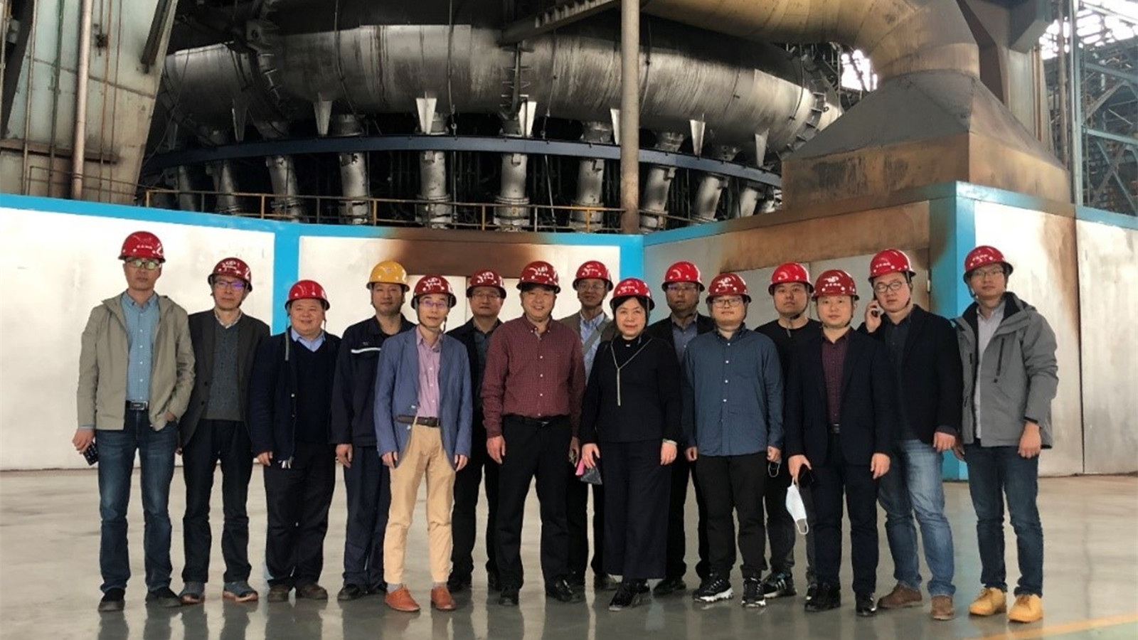 材料学院教师赴重庆钢铁股份有限公司调研交流