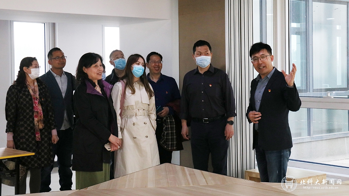 追寻初心赠刊育人——学校期刊中心与昌平创新园区开展支部共建期刊赠阅活动