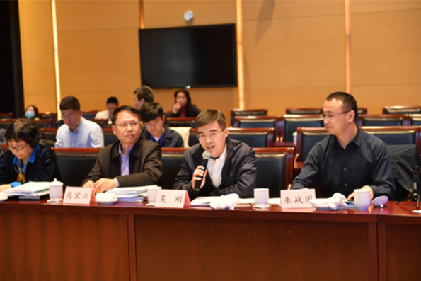 国家自然科学基金委管理科学部2020年第1期应急管理项目“行业特色高校高质量发展和创新型人才培养研究”中期检查会在西安顺利召开