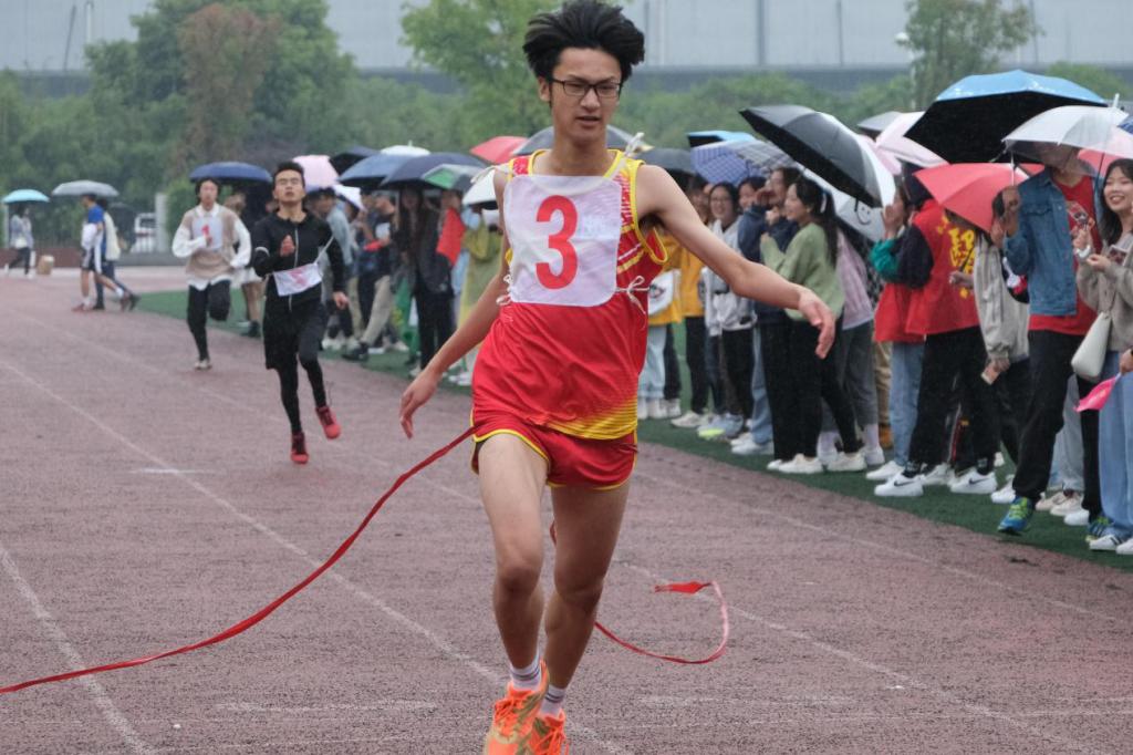 【第40届校运会】17次勇夺桂冠的背后