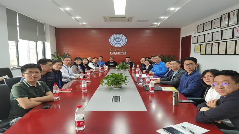 机械与运载工程学院召开青年教师座谈会