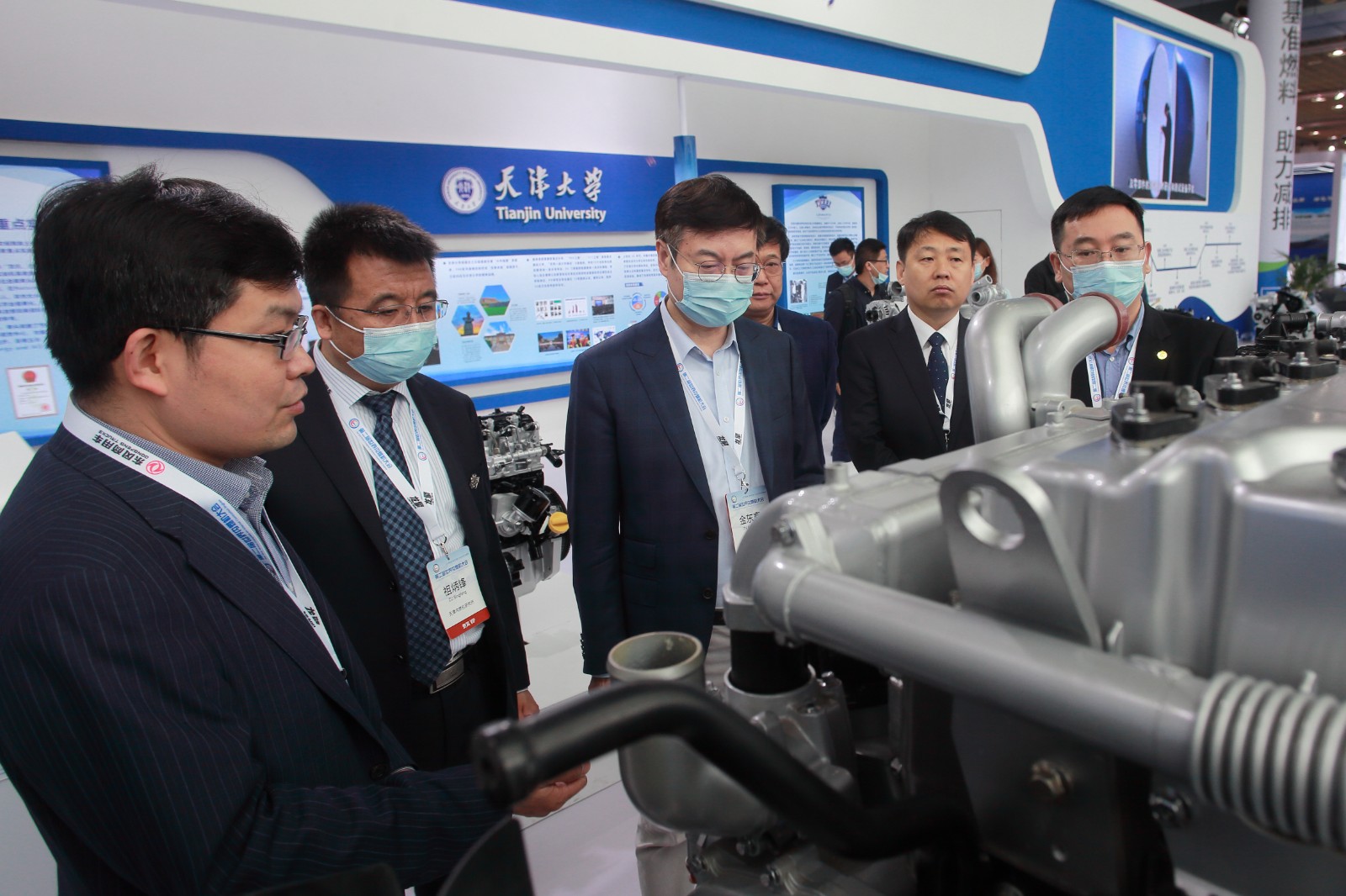 天津大学内燃机参展世界内燃机大会展览会