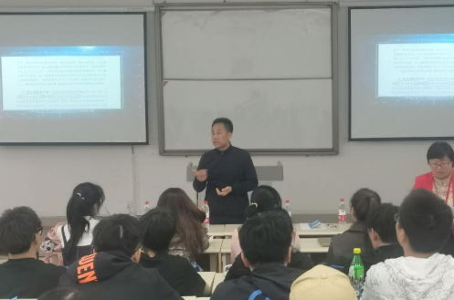 药学院、中英联合学院召开“学党史 办实事”搭建校企联动平台就业推进大会