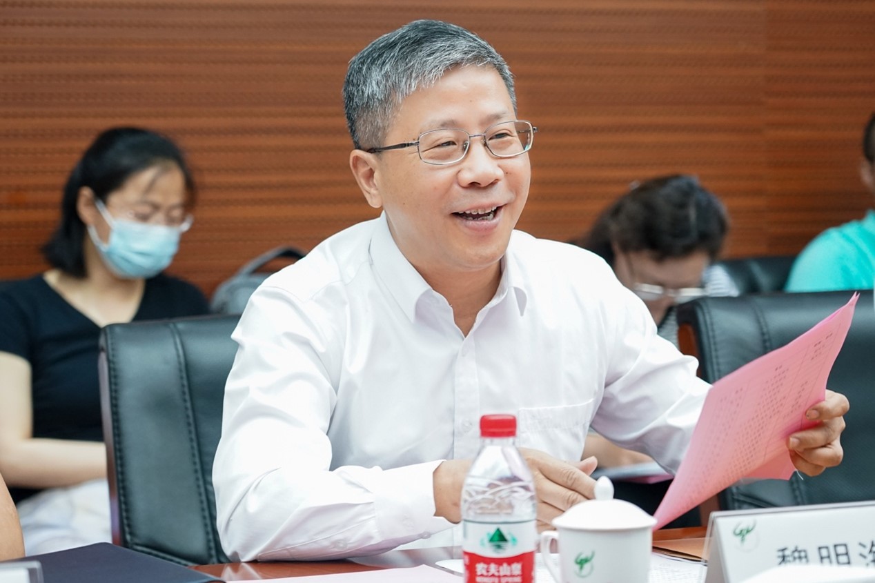 SKA专项“低频射电干涉阵列的高精度校准方法”在我校召开项目启动会