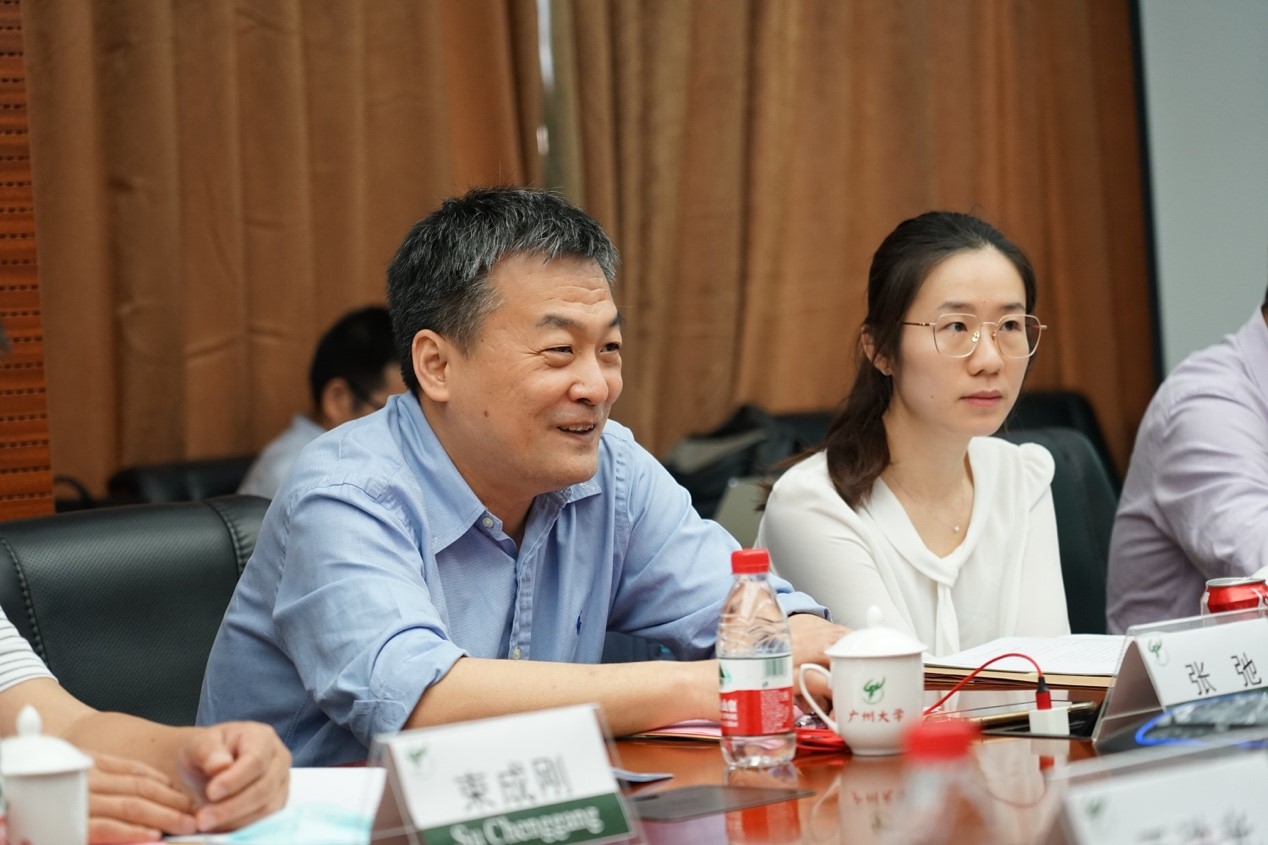 SKA专项“低频射电干涉阵列的高精度校准方法”在我校召开项目启动会
