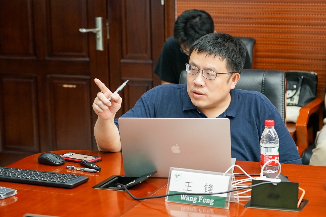 SKA专项“低频射电干涉阵列的高精度校准方法”在我校召开项目启动会