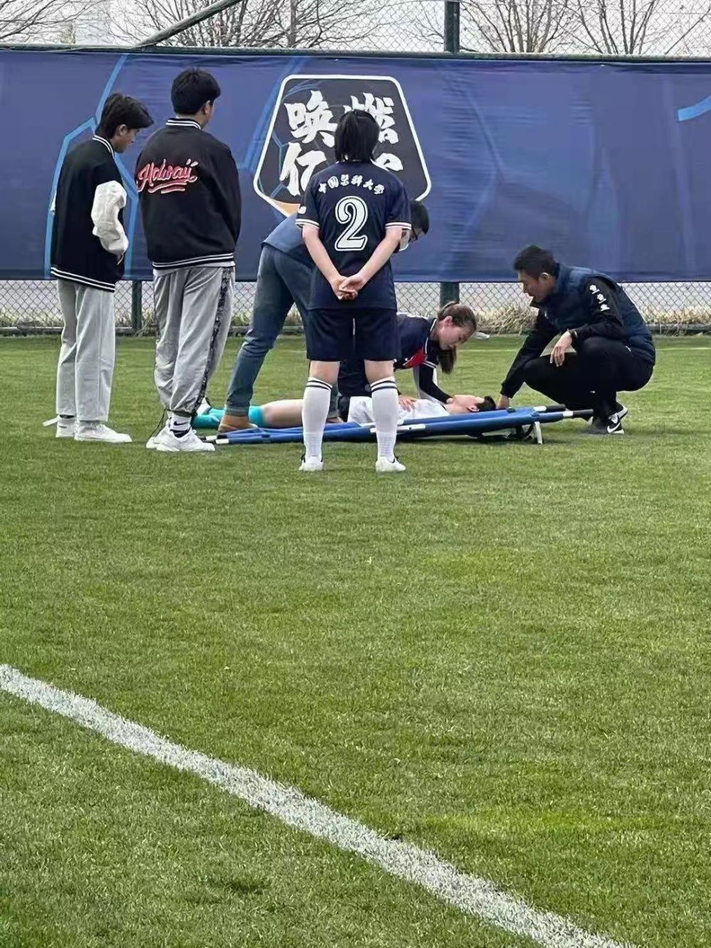 新华社报道我校研究生张祎事迹：这个“杀手”有些暖