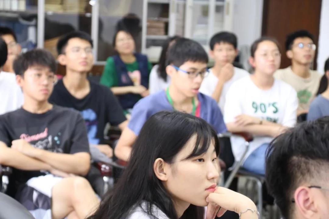 我校开展“防网络诈骗、护财产安全”安全教育