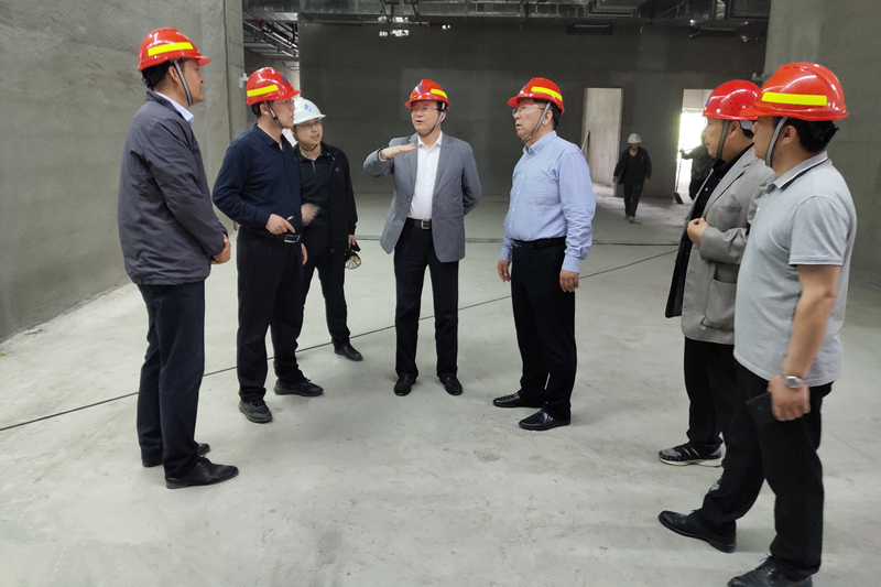 罗公利对学校在建工程项目进行安全生产检查