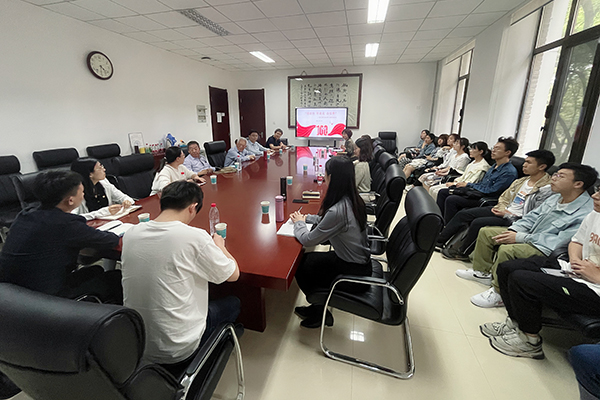 天津大学图书馆文化与技术联合党支部与生命科学学院党支部联合开展“我为师生办实事”主题实