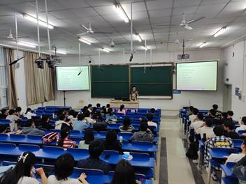 信息学院举办“学长去哪儿”毕业生故事分享会(考研专场)