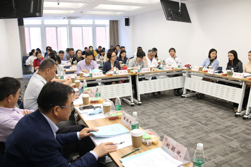 十四运组委会大型活动部督导组来我校检查十四运开幕式学生群众演员排演情况