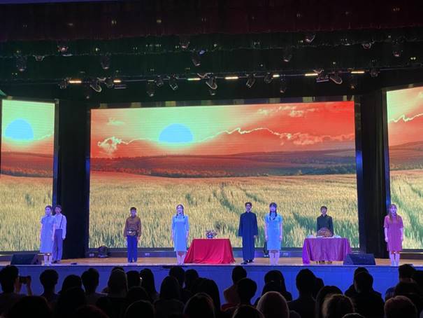 庆祝建党百年话剧《破晓》公演