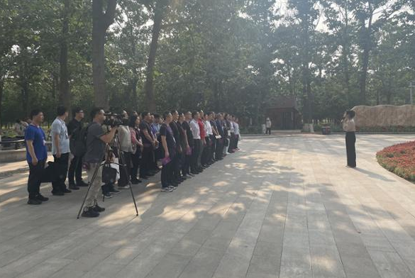 江阴市政协“学习焦裕禄精神，助力‘南征北战、东西互搏’战略实施”主题培训班在我院举办
