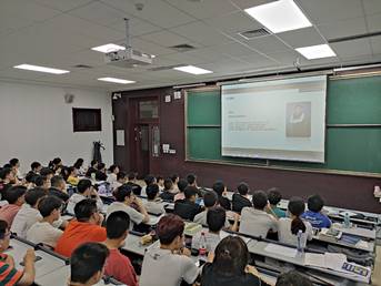 信息学院邀请荣耀公司HR开展就业生涯发展指导讲座