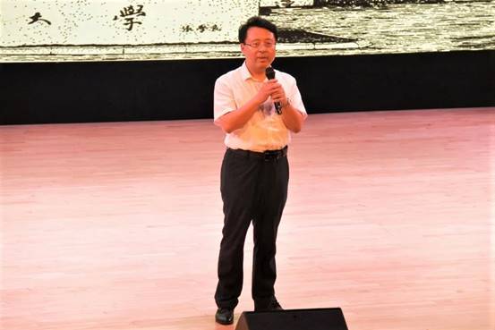 马克思主义学院举行2021届毕业生谢师礼