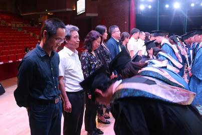 马克思主义学院举行2021届毕业生谢师礼