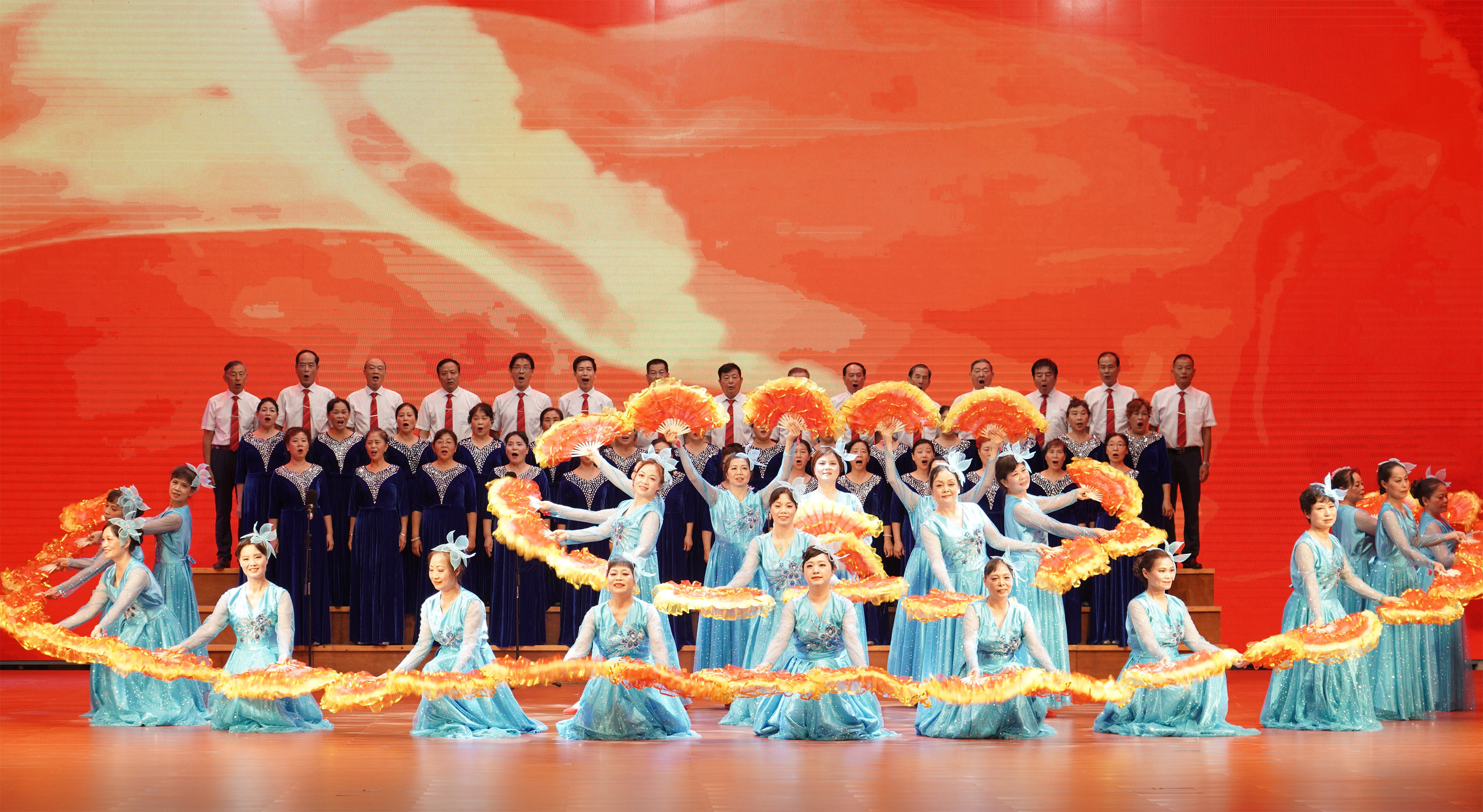 广东珠海斗门老干部举办文艺演出 庆祝建党100周年