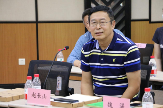 荣退教师魏湜教授,赵奎军教授,金正勋教授,吕文河教授,赵长山教授