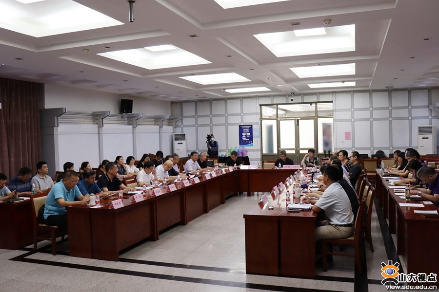 ​［综合事务］图书馆召开“十四五”建设规划专家论证会