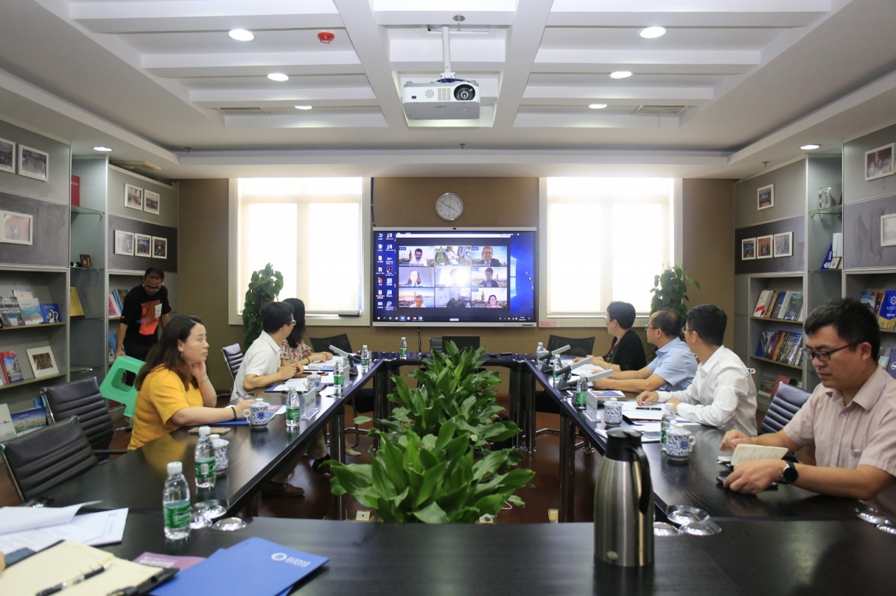 电子科大-格拉斯哥大学中外合作办学机构联合管委会举行第五次会议