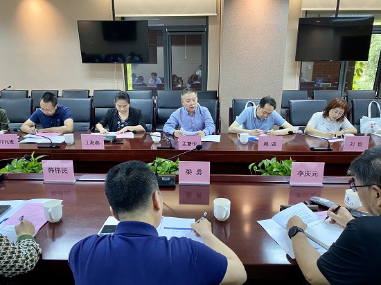 我校召开师范毕业生职后从教发展专题座谈会