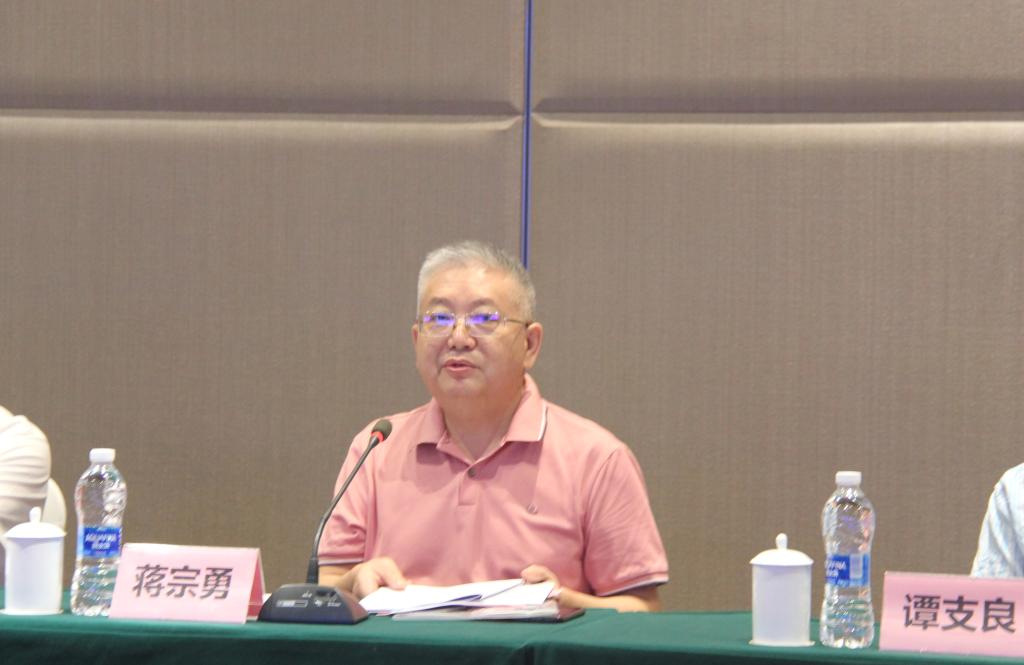 中国动物营养学分会第十一届第二次常务理事会在我校顺利召开