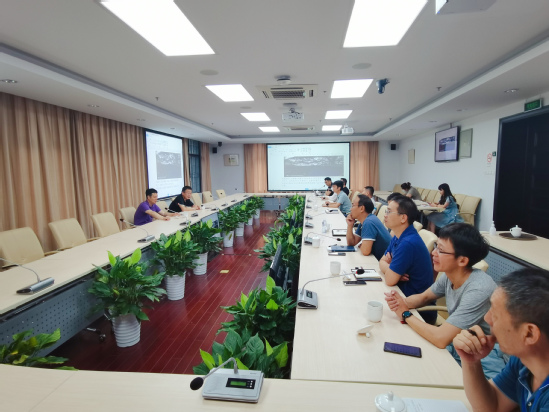 学校召开防汛防台暨安全稳定工作专题会议
