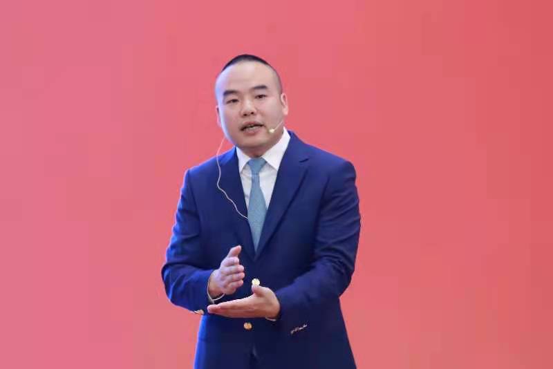 我校杰出校友贾长松向河南洪灾捐款