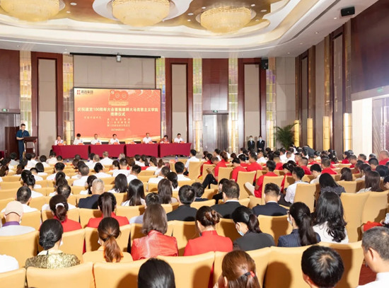 马克思主义学院赴厦门非公企业开展党史宣讲活动