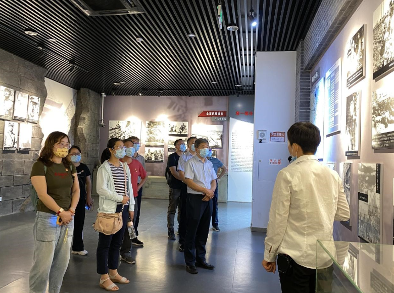 学党史·弘扬铁军精神，守初心·赓续红色血脉  ——继续教育学院直属党支部赴茅山新四军纪念馆开展党史学习教育