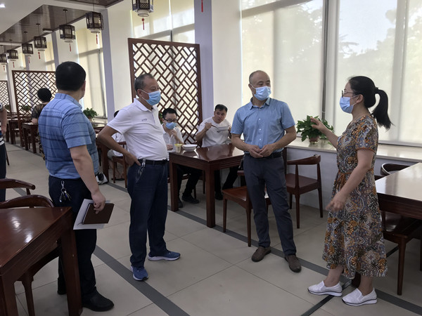 【疫情防控】落实落细各项措施，织密织细疫情防控网——凌生春率队对校园疫情防控工作开展监督检查（组图）