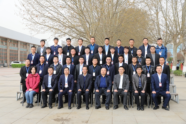 中铁十七局集团二公司房建项目管理培训班开班