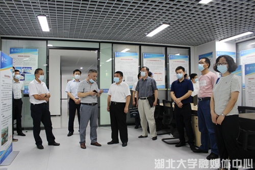 学校召开“双十行动”计划现场交流推进会
