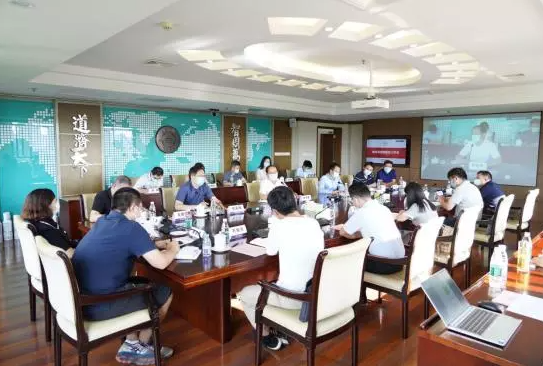 我校召开辅导员疫情防控工作会议