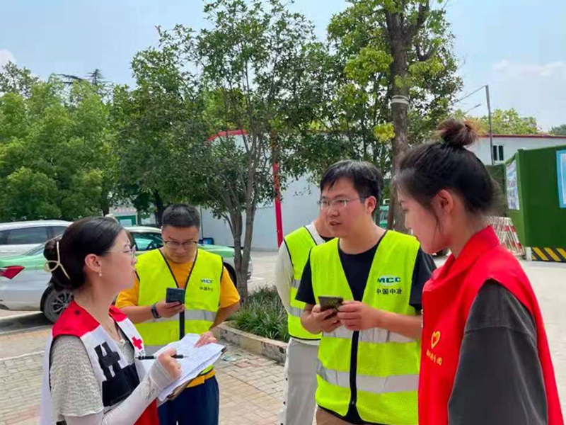 返家乡报到，南航青年学子集结防汛救灾一线