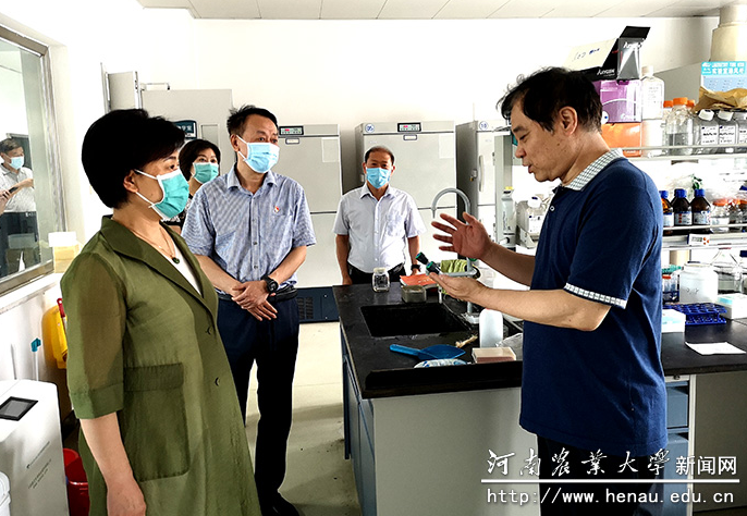 省科技厅党组书记、厅长陈向平一行来校调研科技创新工作