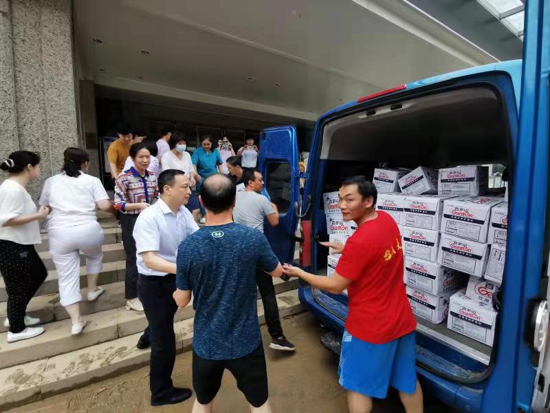 郑大故事：与时间赛跑 为生命开道——记抗洪救灾中的第五附属医院职工吴彦勇