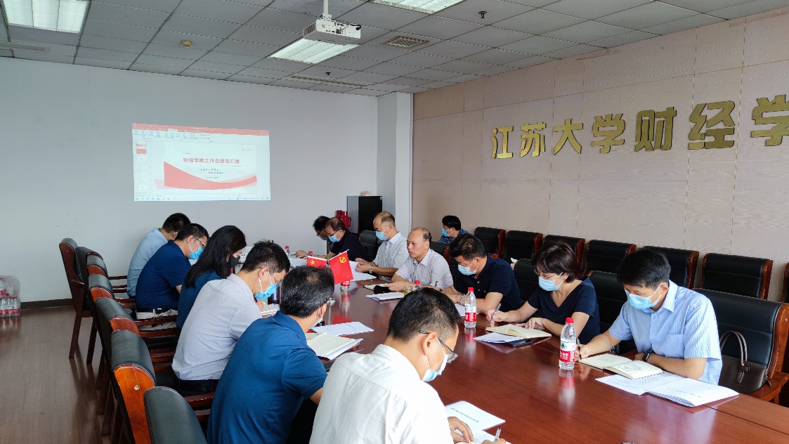 颜晓红调研多个学院
