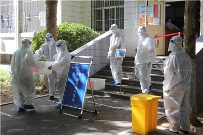 学校开展疫情防控应急演练工作