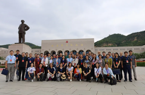 山东省教育厅在延安大学泽东干部学院举办山东高校党外代表人士培训班